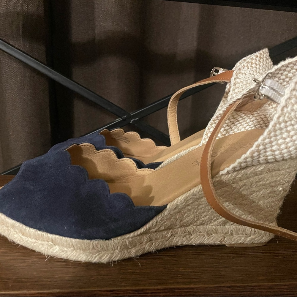 Paseart Made in Spain Navy Scalloped Espadrilles by [Brand] - Picture 4 of 6